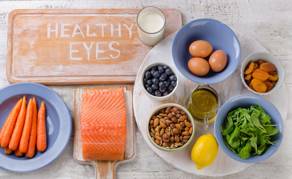 L'alimentazione che fa bene agli occhi: 10 cibi ideali per la vista